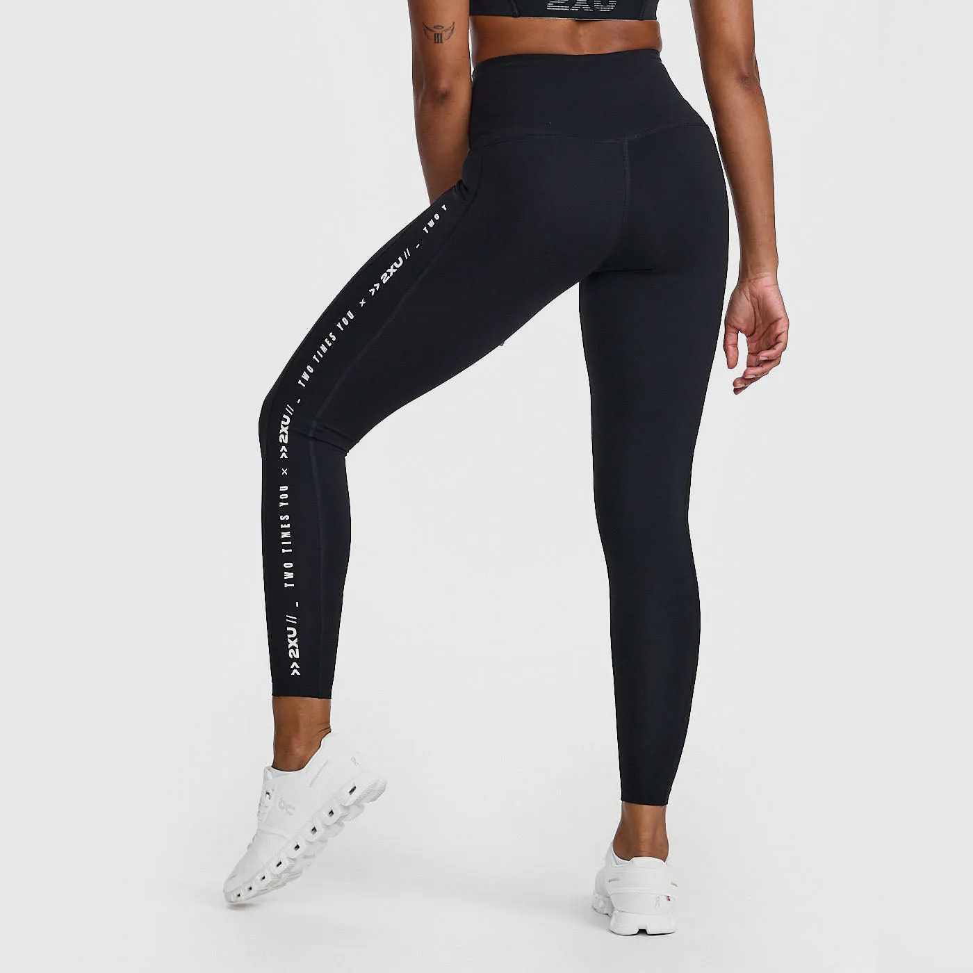 2XU - Form Lineup Hi-Rise Compression Tights - Black/White