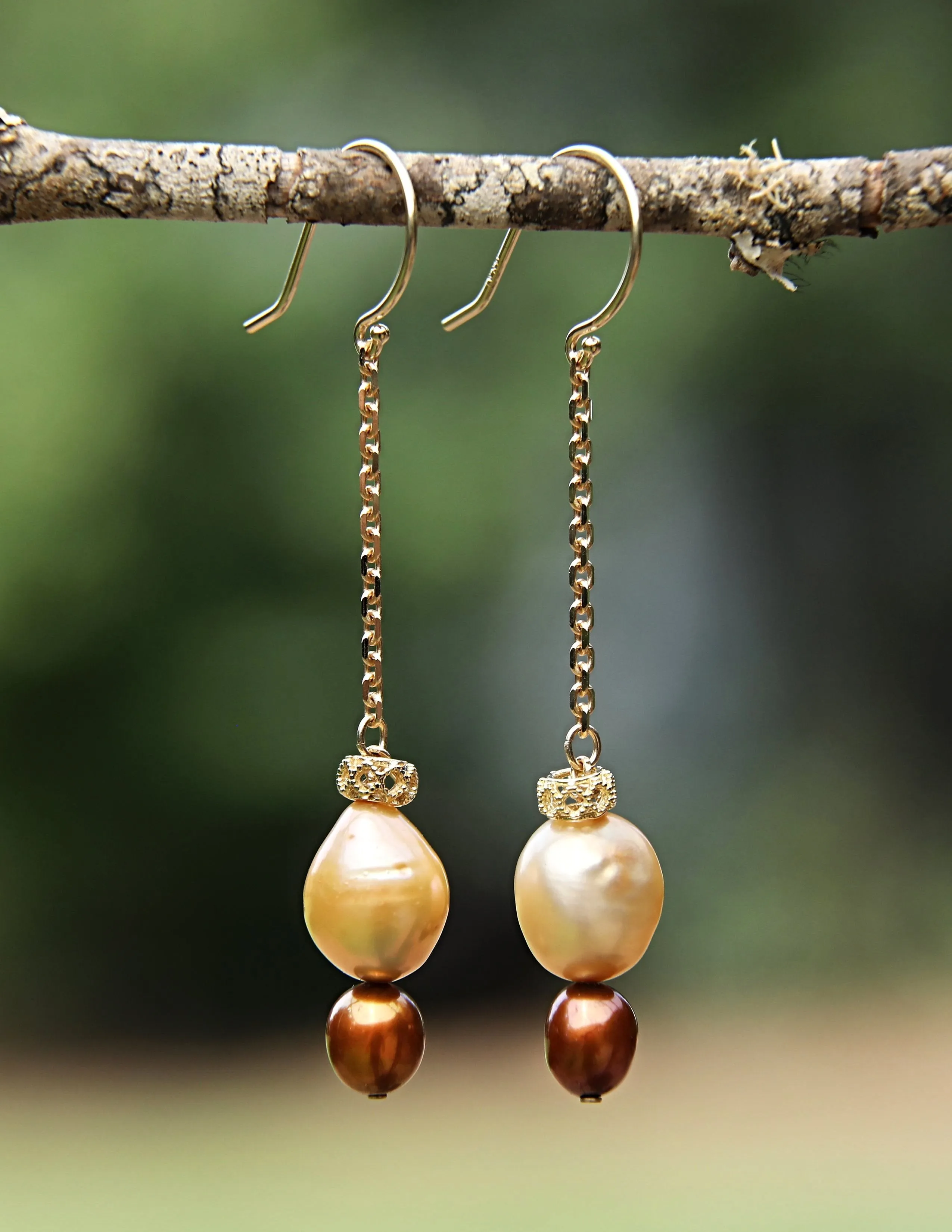 Freshwater Pearl and Gold Ear Wires