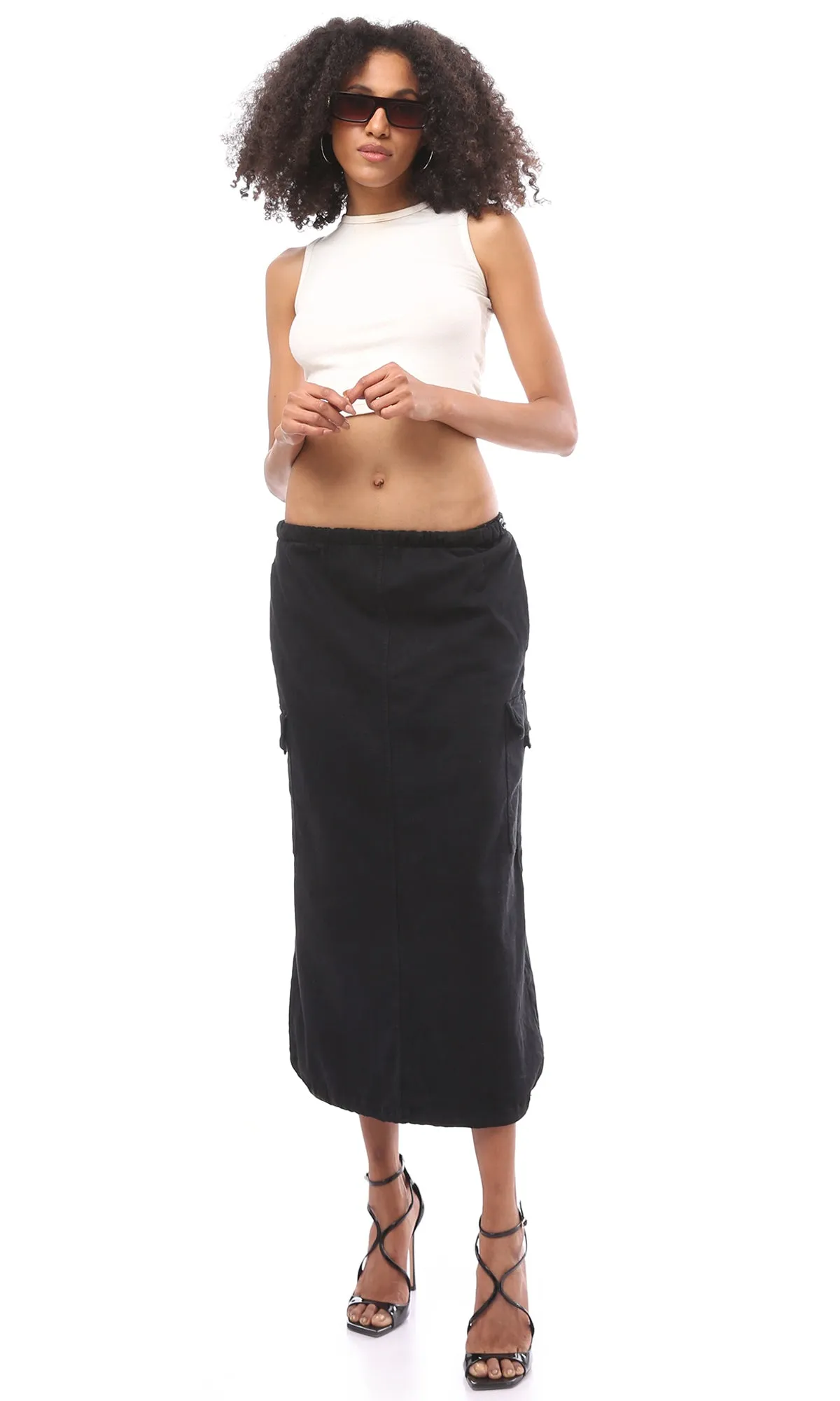 O176296 Solid Elastic Waist Black Midi-Skirt With Back Slit