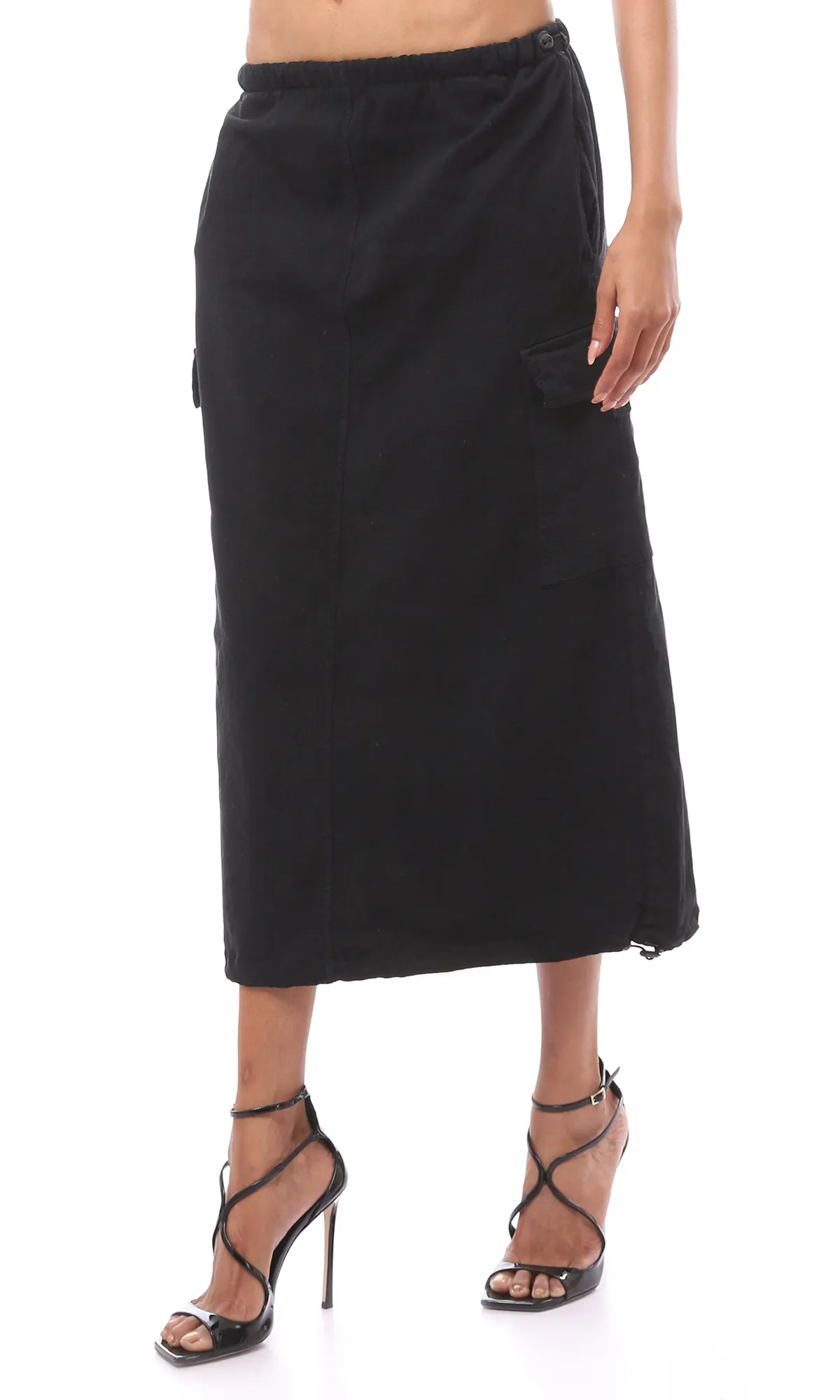 O176296 Solid Elastic Waist Black Midi-Skirt With Back Slit